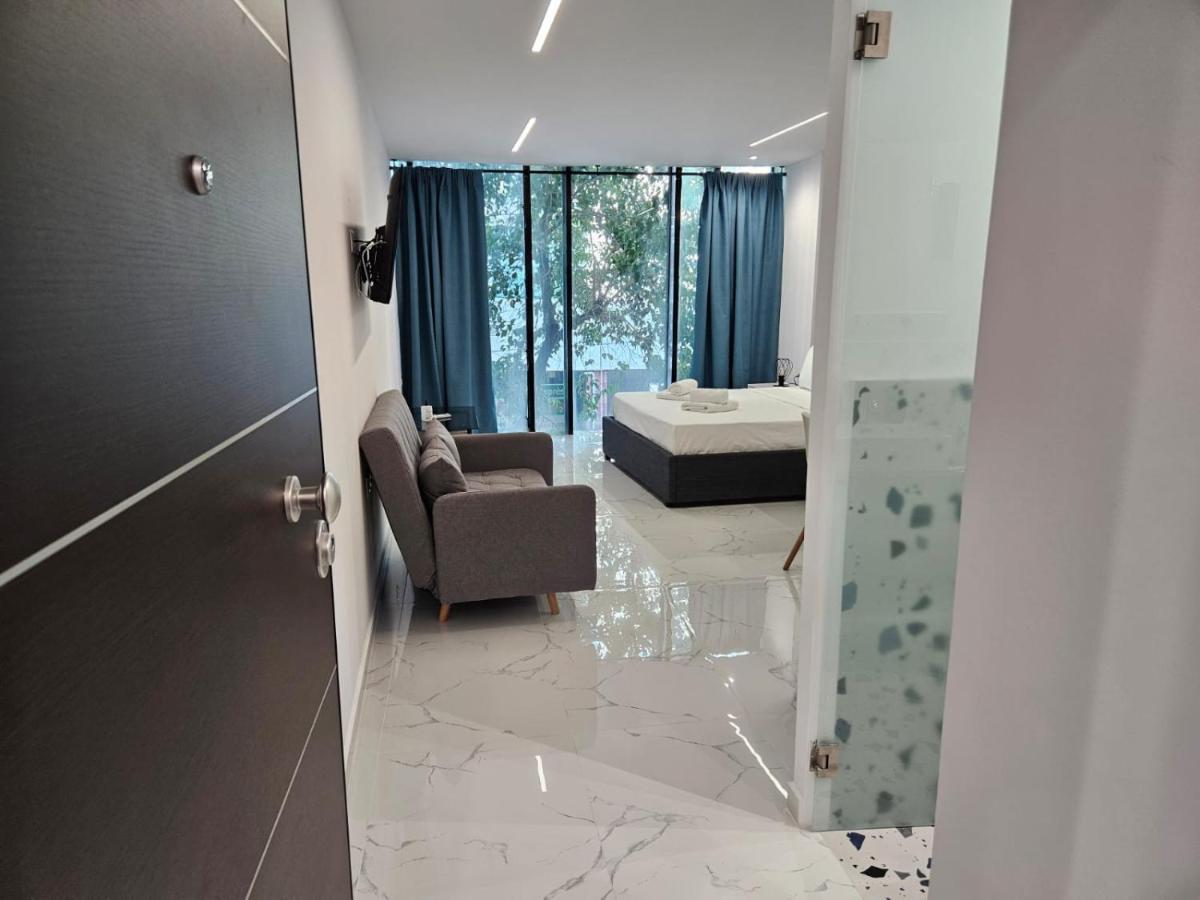 Nikis 20 Suites Афины Экстерьер фото