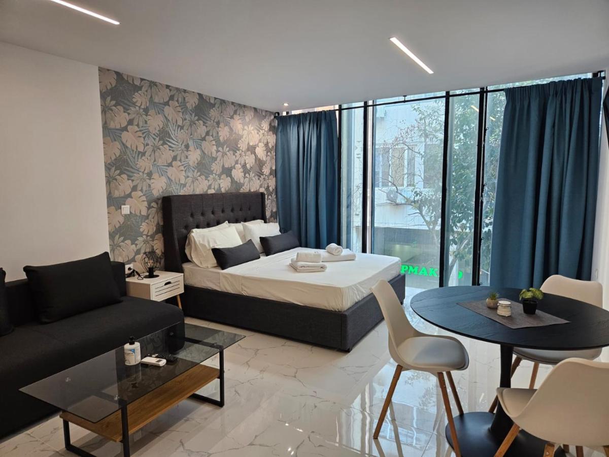Nikis 20 Suites Афины Экстерьер фото