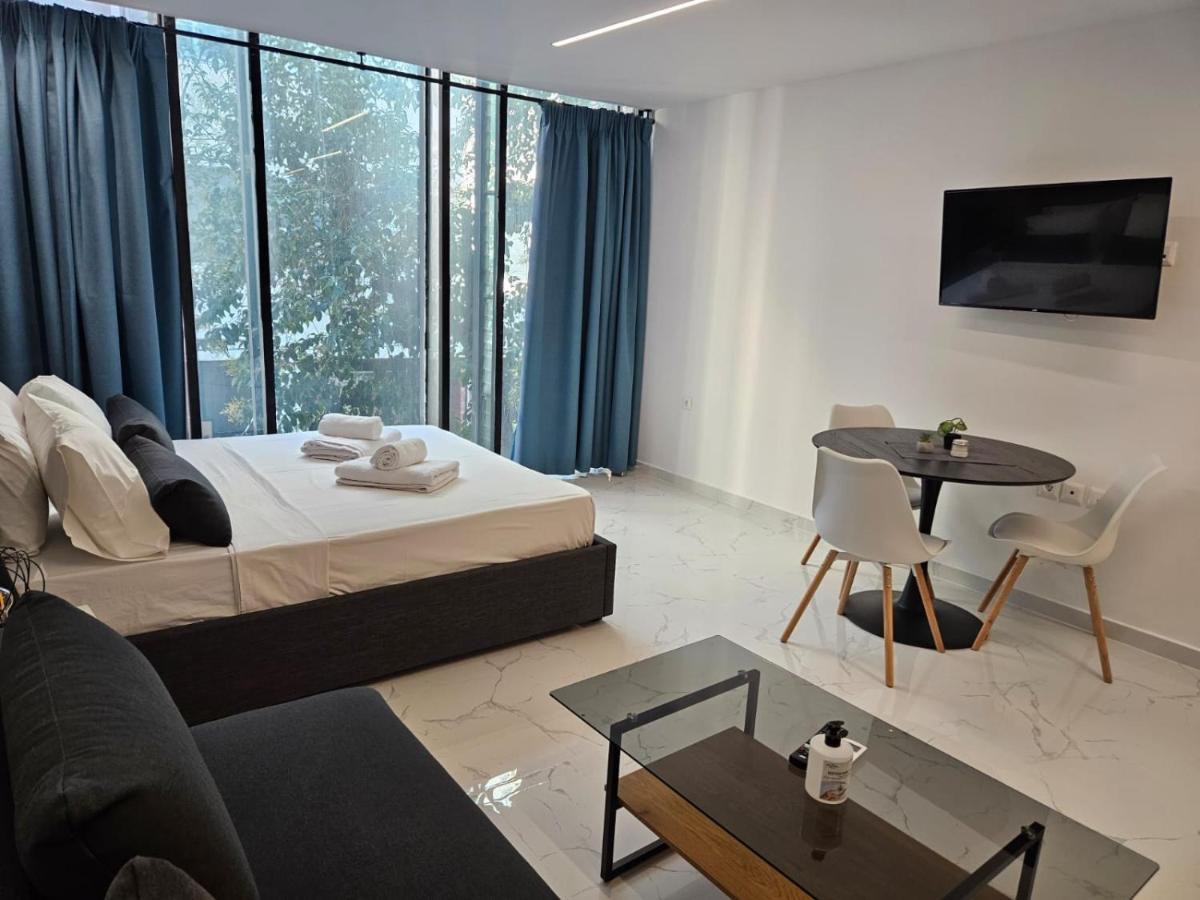 Nikis 20 Suites Афины Экстерьер фото