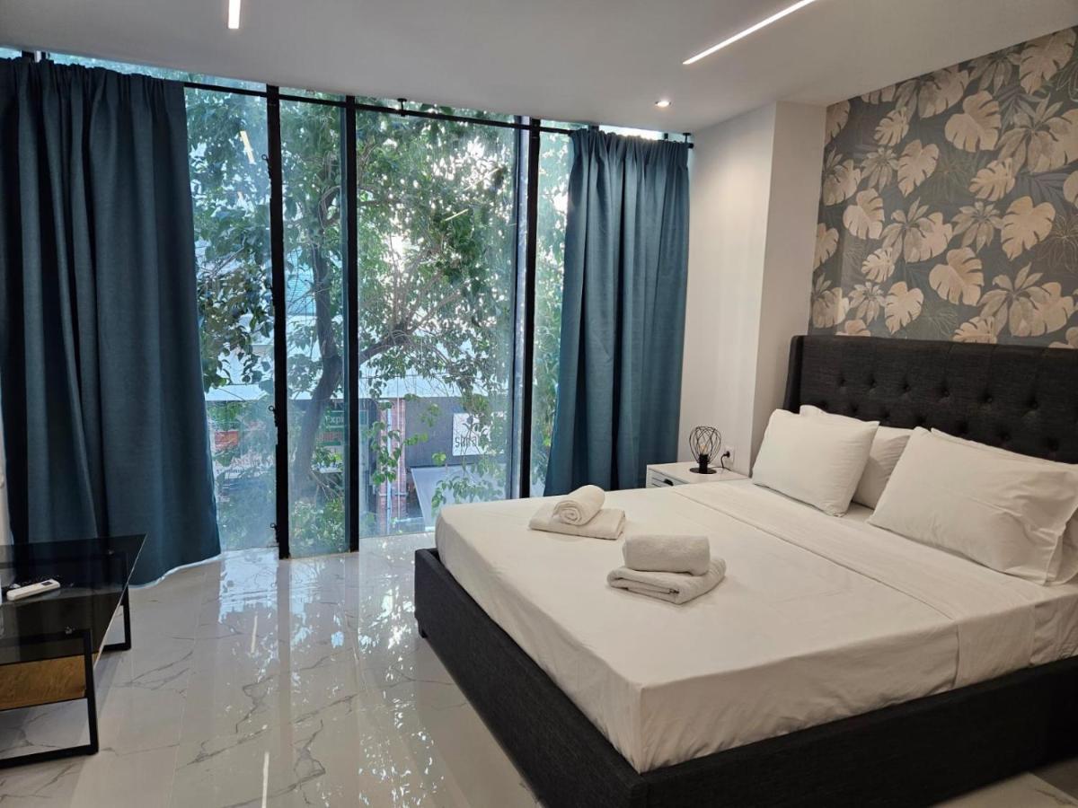 Nikis 20 Suites Афины Экстерьер фото